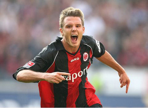 但红军凭借 但红军凭借